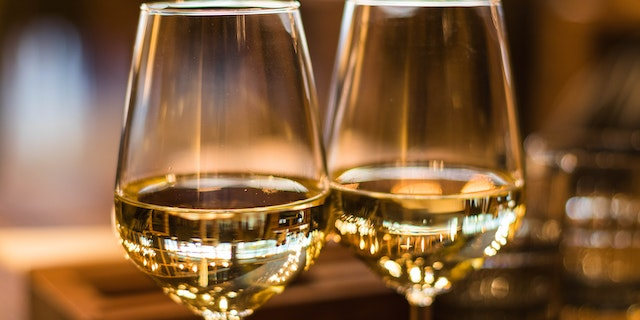 New Albany wine tastings